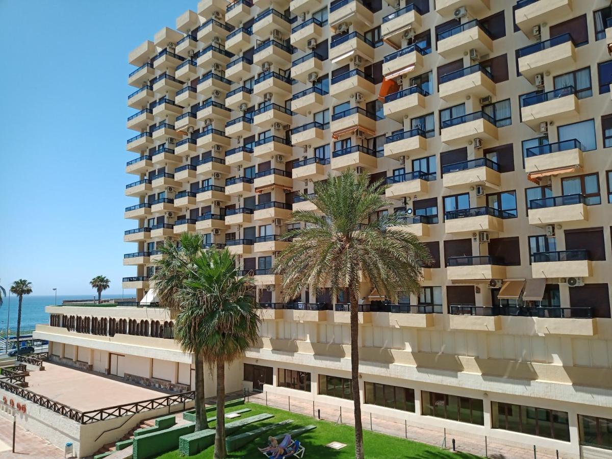 1 Paradise Of Benalmadena Costa Residencial Aloha Playa Vistas Al Mar, Front Beach Mini Duplex Kültér fotó