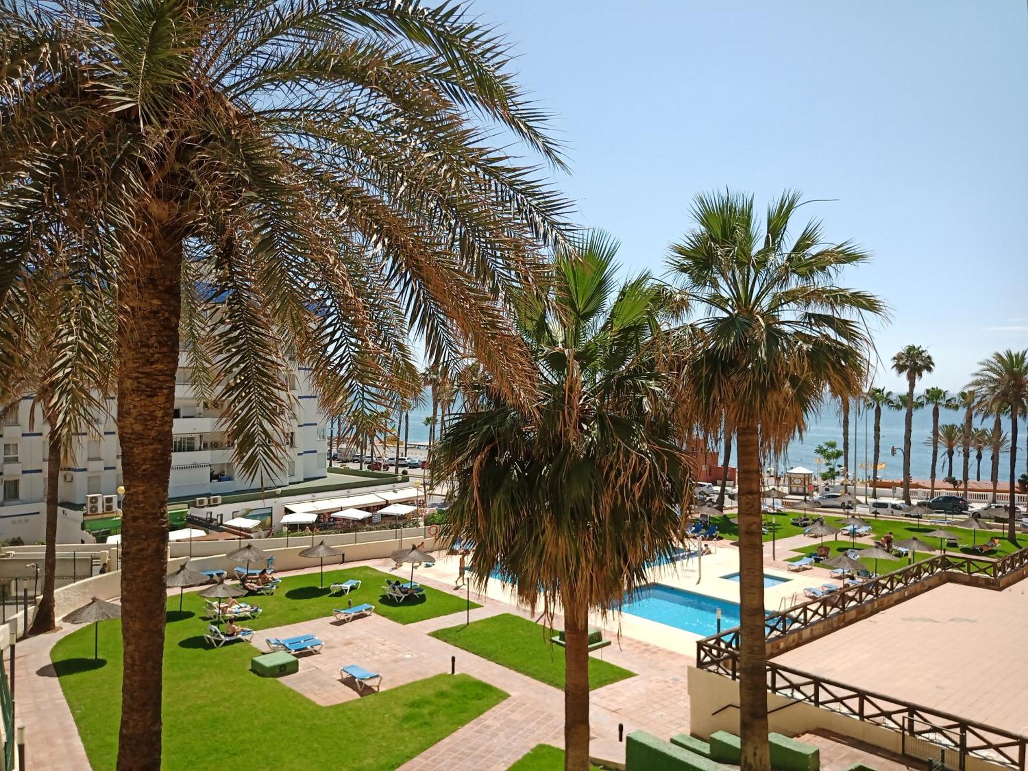 1 Paradise Of Benalmadena Costa Residencial Aloha Playa Vistas Al Mar, Front Beach Mini Duplex Kültér fotó